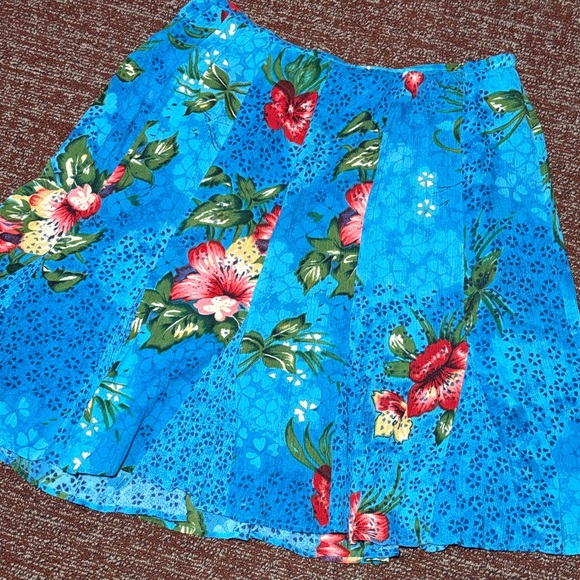 Bila Dresses & Skirts - BILA vintage capri blue hibiscus crepe ruffle a line skirt women’s XL